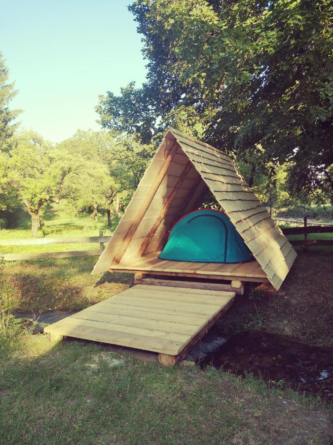 Hotel Kamp Na Otoku - Ljubno Ob Savinji Exterior foto
